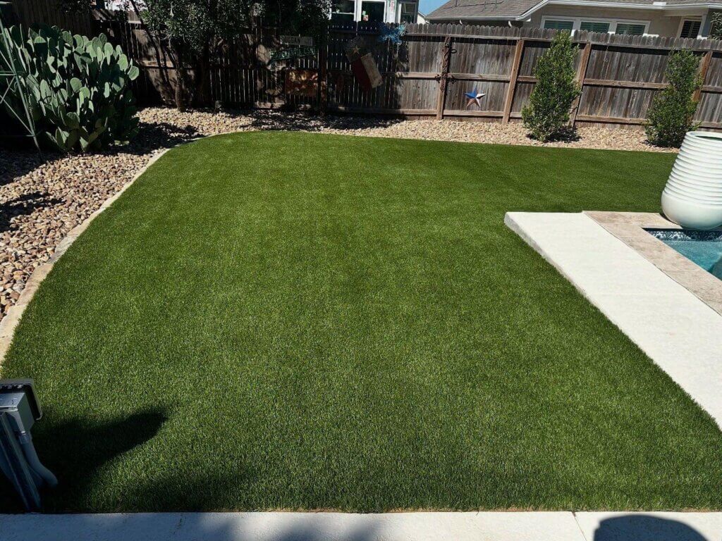 6 Signs It's Time to Schedule Professional Artificial Turf Cleaning Services in San Antonio